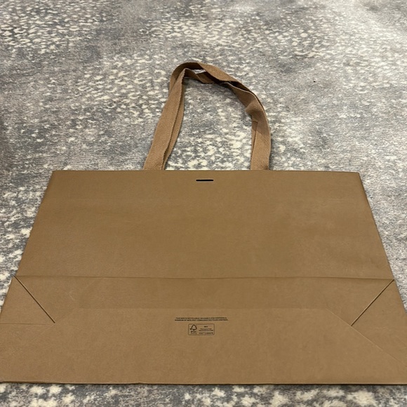 BURBERRY LONDON BIG SHOE BOX AND SHOPPING BAG - Picture 8 of 9